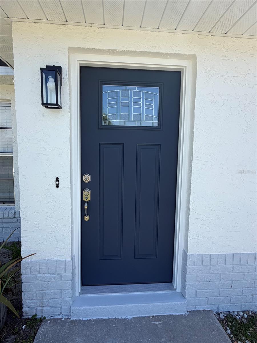 808 BALSAMWOOD — photo 2