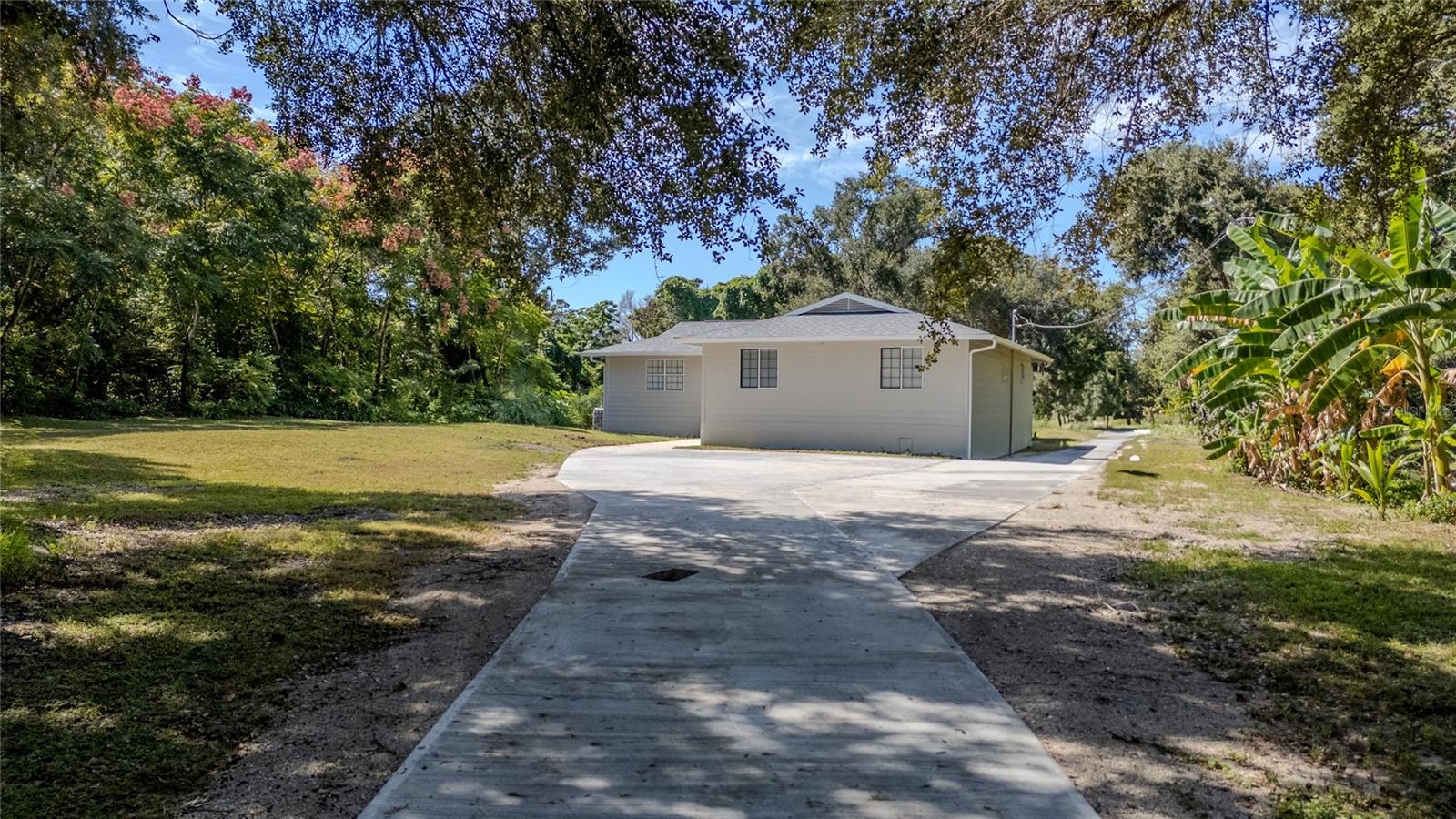 5044 COLLEGE, ORLANDO FL 32811 — MLS #MFRO6355437 | 4 Bed 2 Bath Home