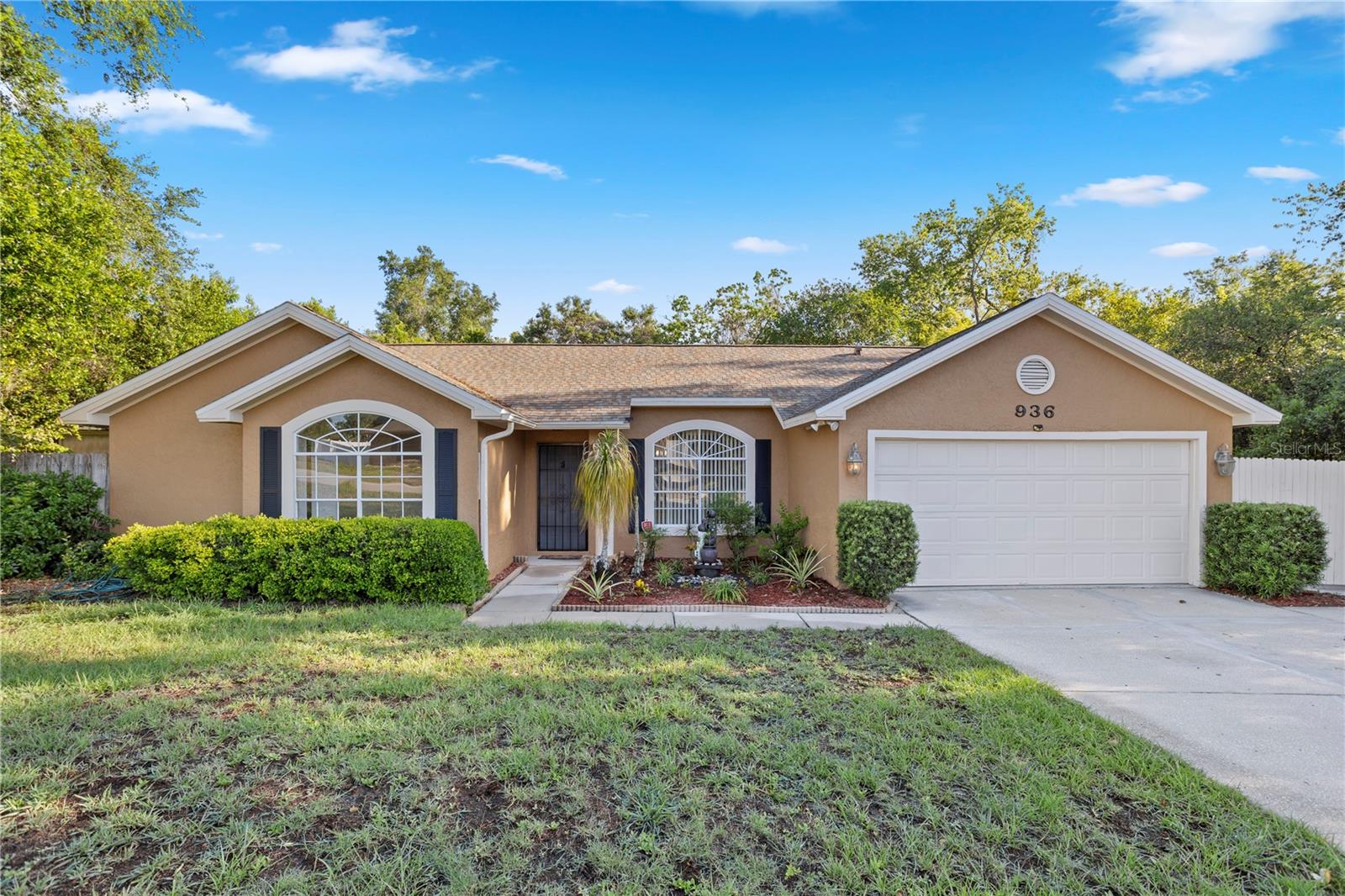 936 UTICA, DELTONA FL 32725 — MLS #MFRO6404985 | 4 Bed 2 Bath Home