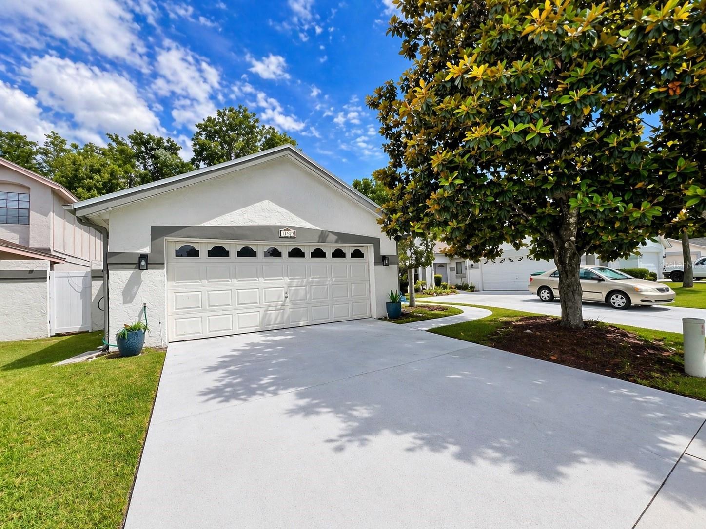 11529 PUMPKIN SEED, ORLANDO FL 32821 — MLS #MFRO6401609 | 2 Bed 2 Bath Home