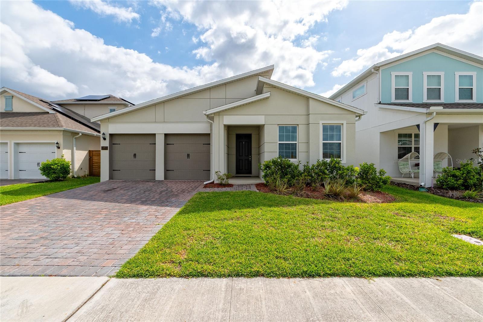14815 MILFOIL, ORLANDO FL 32827 — MLS #MFRO6391287 | 4 Bed 3 Bath Home