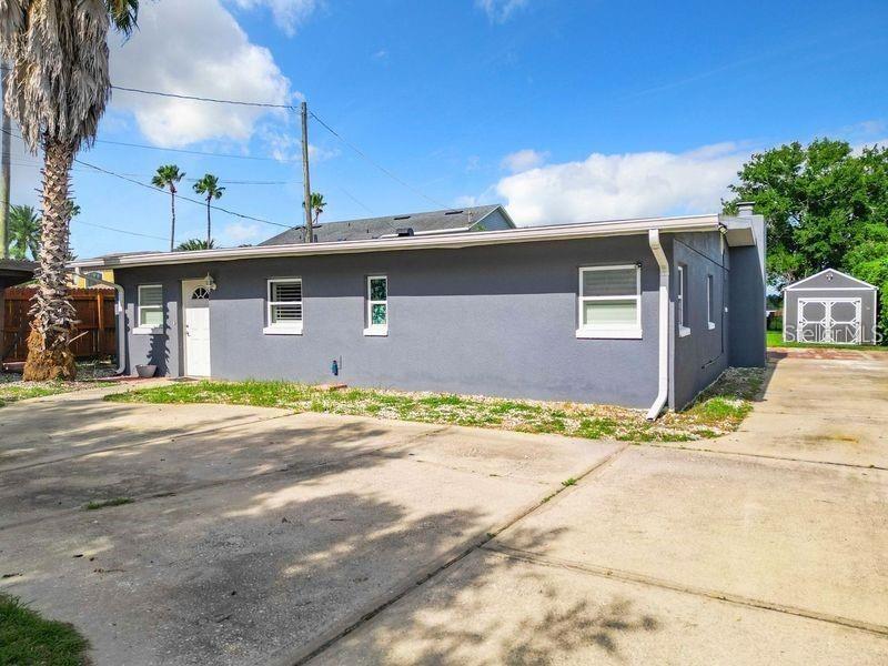 33 ORTMAN, ORLANDO FL 32805 — MLS #MFRO6414574 | 3 Bed 2 Bath Home