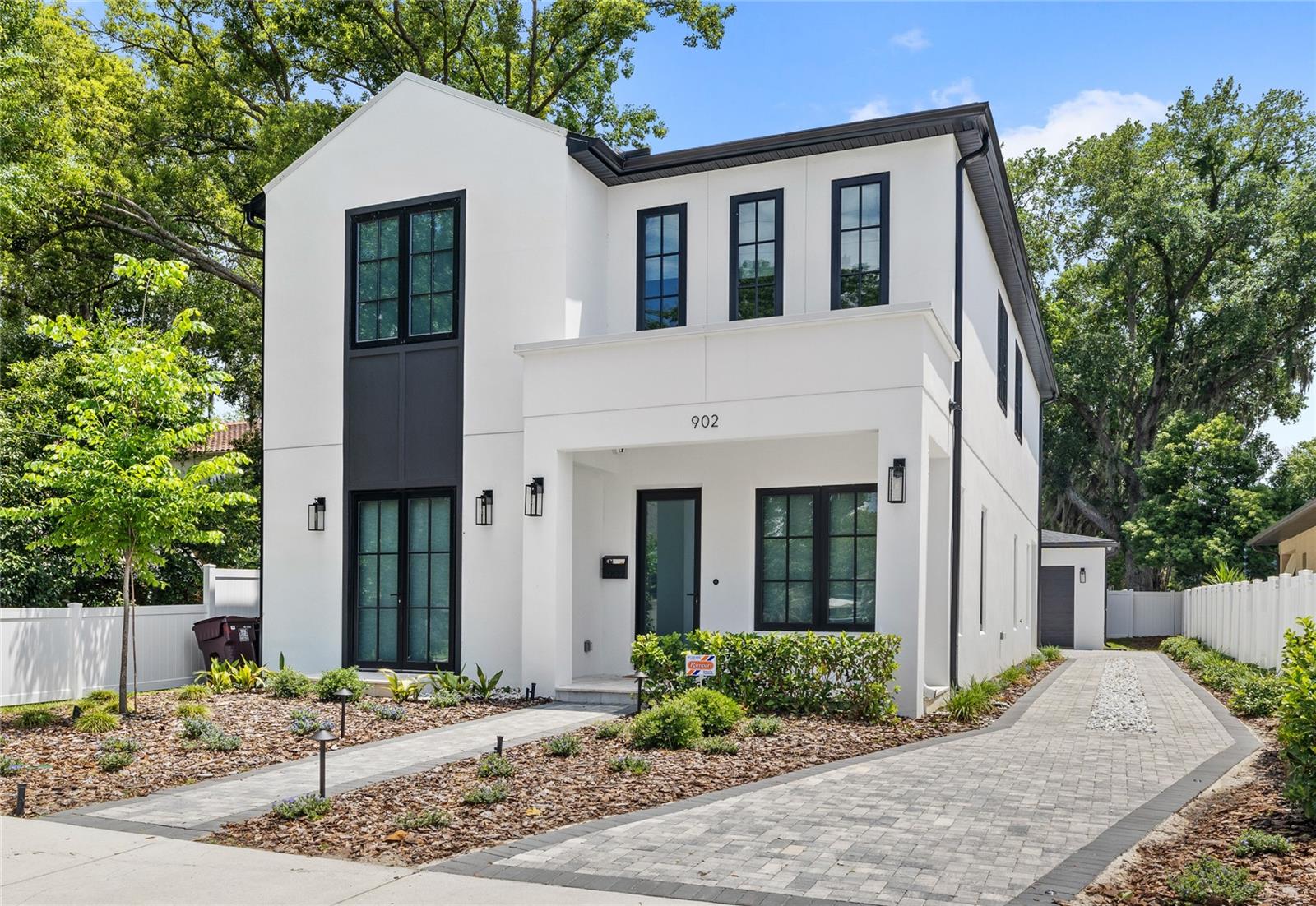 902 SHADY LANE, ORLANDO FL 32804 — MLS #MFRO6406788 | 5 Bed 5 Bath Home