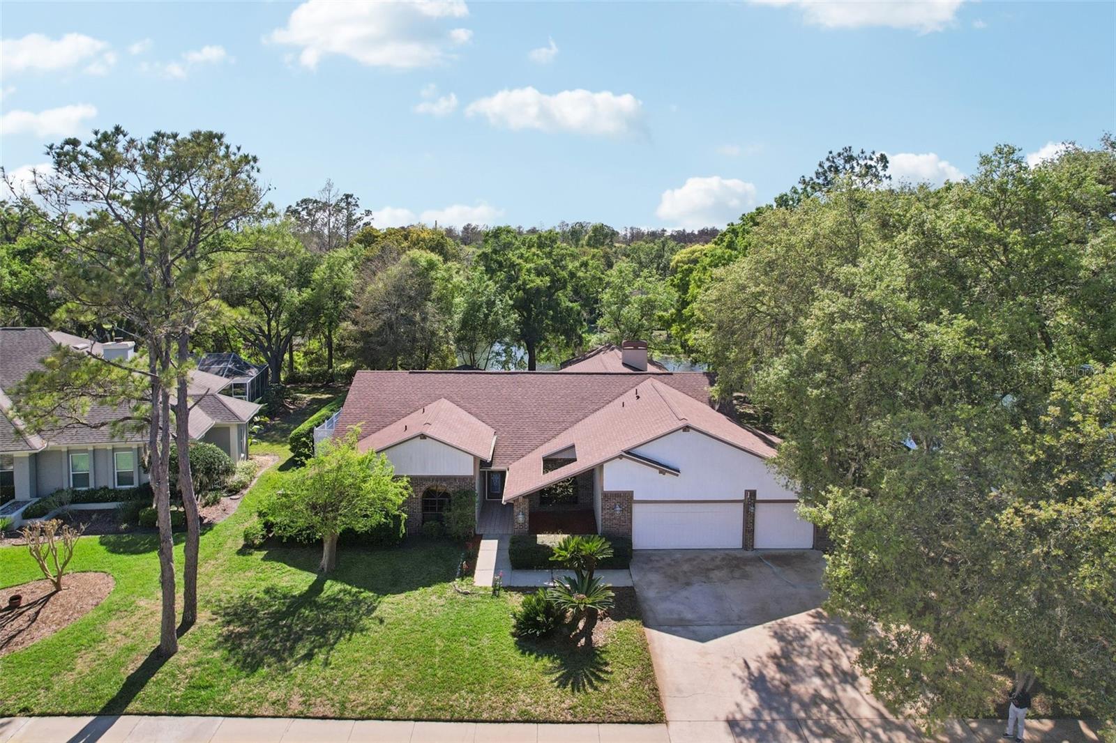 17922 CLEAR LAKE DR — photo 2