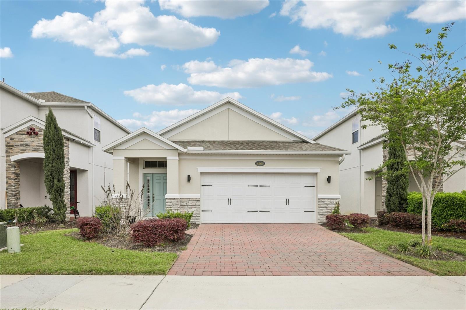 4560 DULWIK, SANFORD FL 32771 — MLS #MFRTB8493782 | 3 Bed 3 Bath Home
