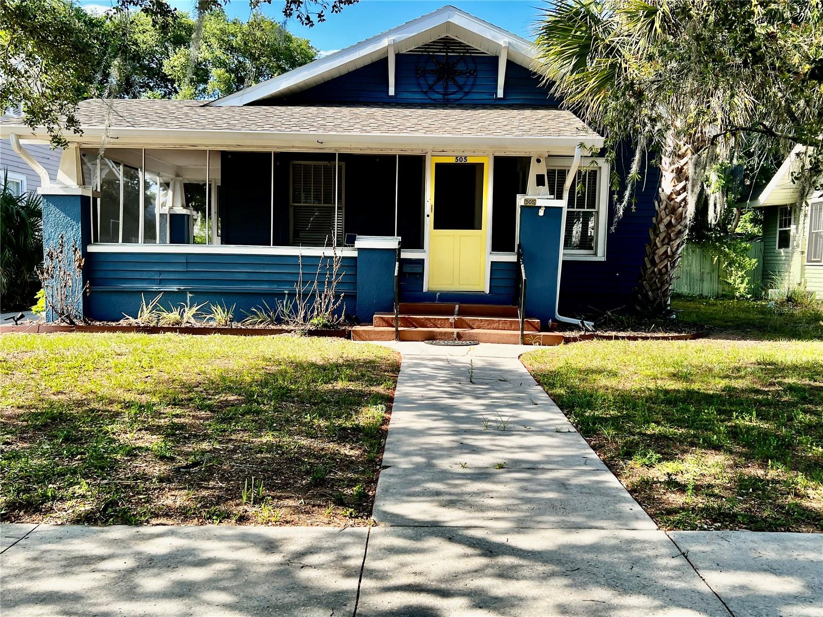 505 WASHINGTON, EUSTIS FL 32726 — MLS #MFRG5110756 | 4 Bed 2 Bath Home