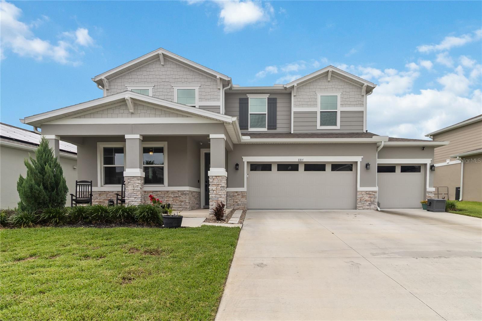 10105 SPRING LAKE, CLERMONT FL 34711 — MLS #MFRO6413259 | 4 Bed 4 Bath Home
