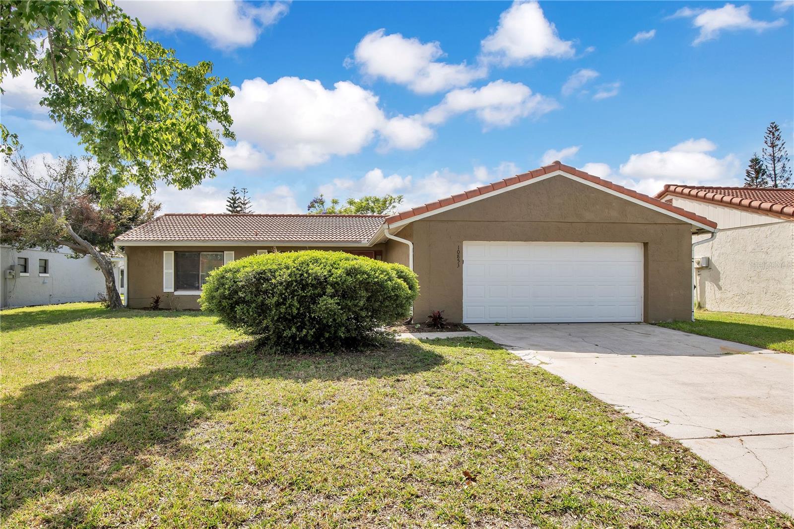 10853 WILLIAM AND MARY, ORLANDO FL 32821 — MLS #MFRO6402054 | 3 Bed 2 Bath Home