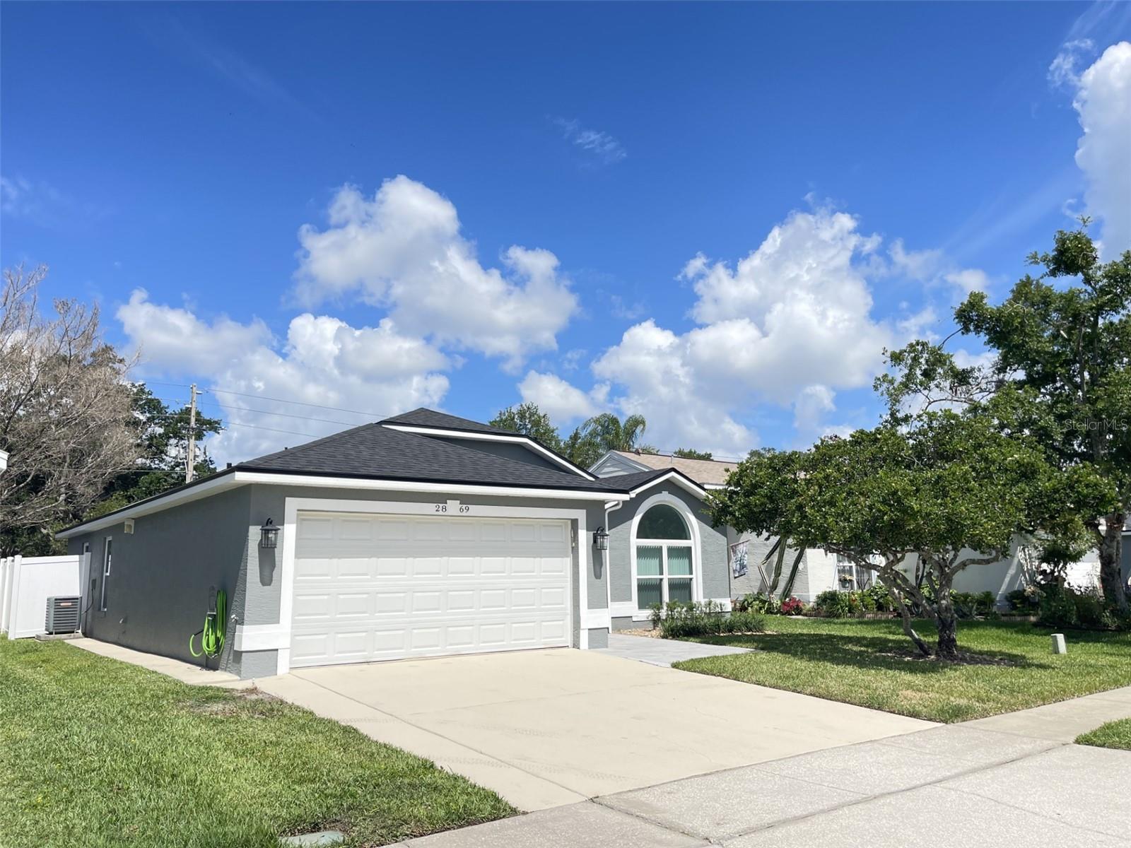 2869 FALLING TREE, ORLANDO FL 32837 — MLS #MFRO6407310 | 3 Bed 2 Bath Home