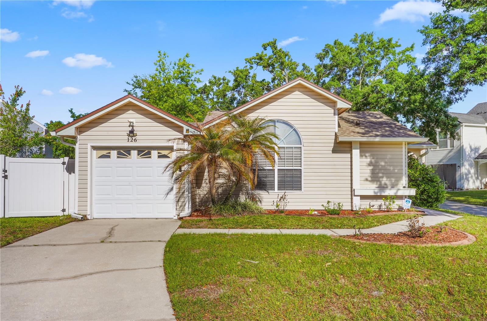 126 SPANISH MOSS, ORLANDO FL 32828 — MLS #MFRO6396521 | 3 Bed 2 Bath Home