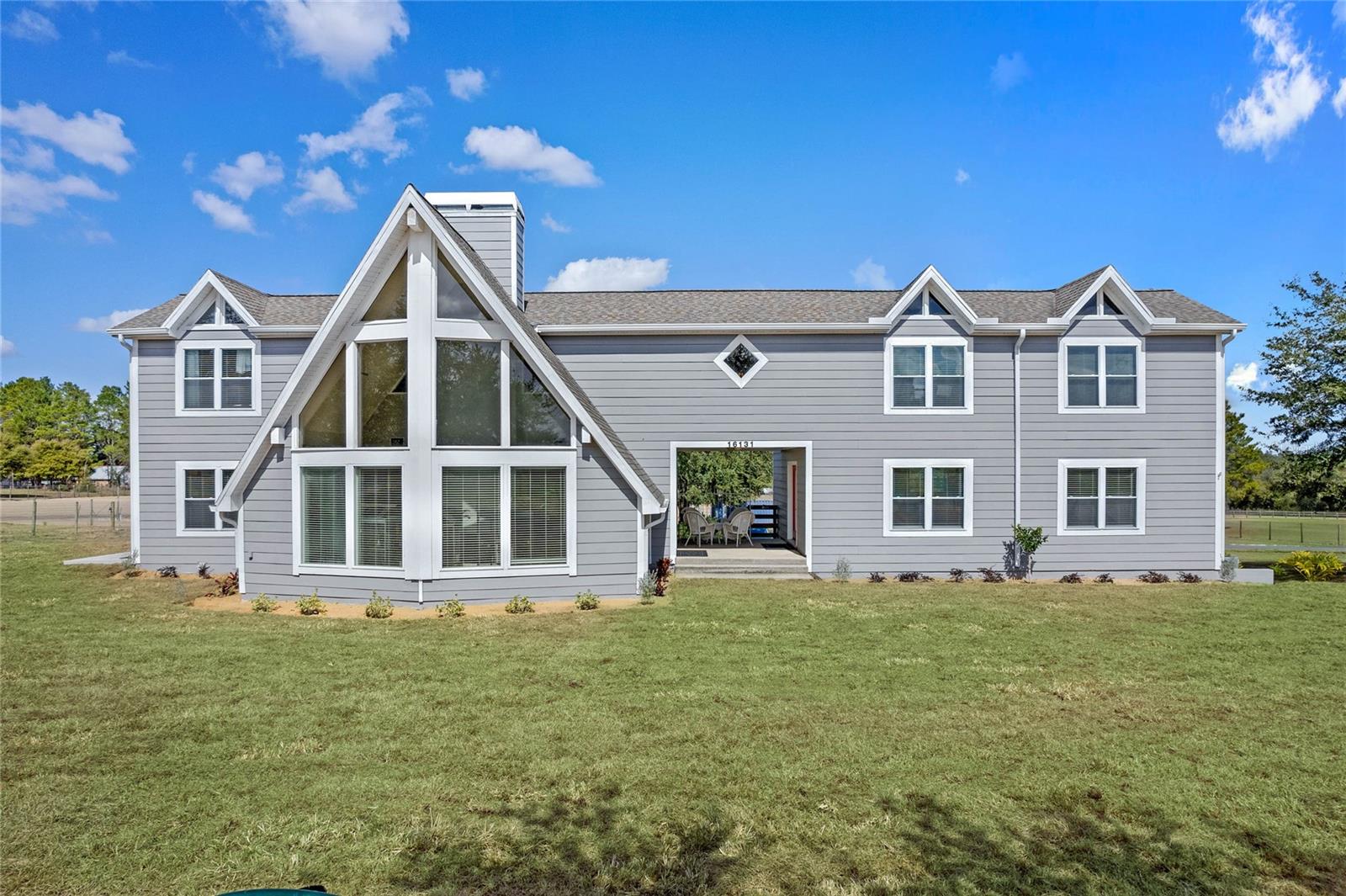 16131 JOHNS LAKE, CLERMONT FL 34711 — MLS #MFRG5112313 | 4 Bed 4 Bath Home