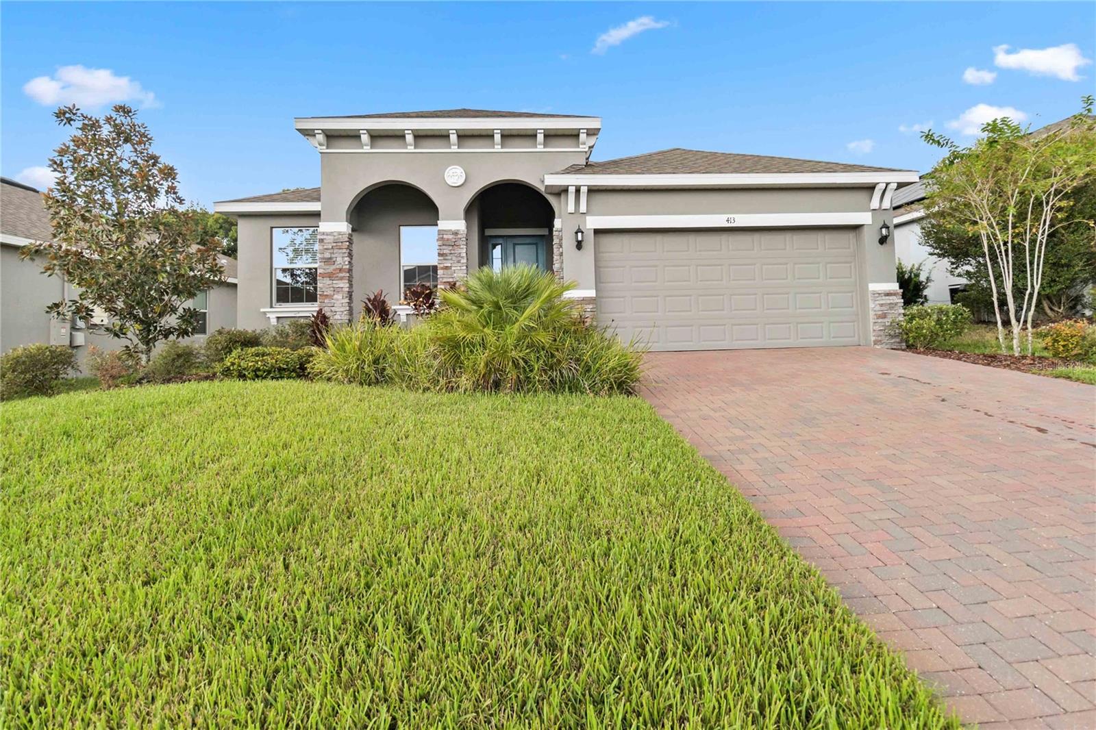413 SAPPHIRE, DAVENPORT FL 33837 — MLS #MFRO6409066 | 3 Bed 2 Bath Home