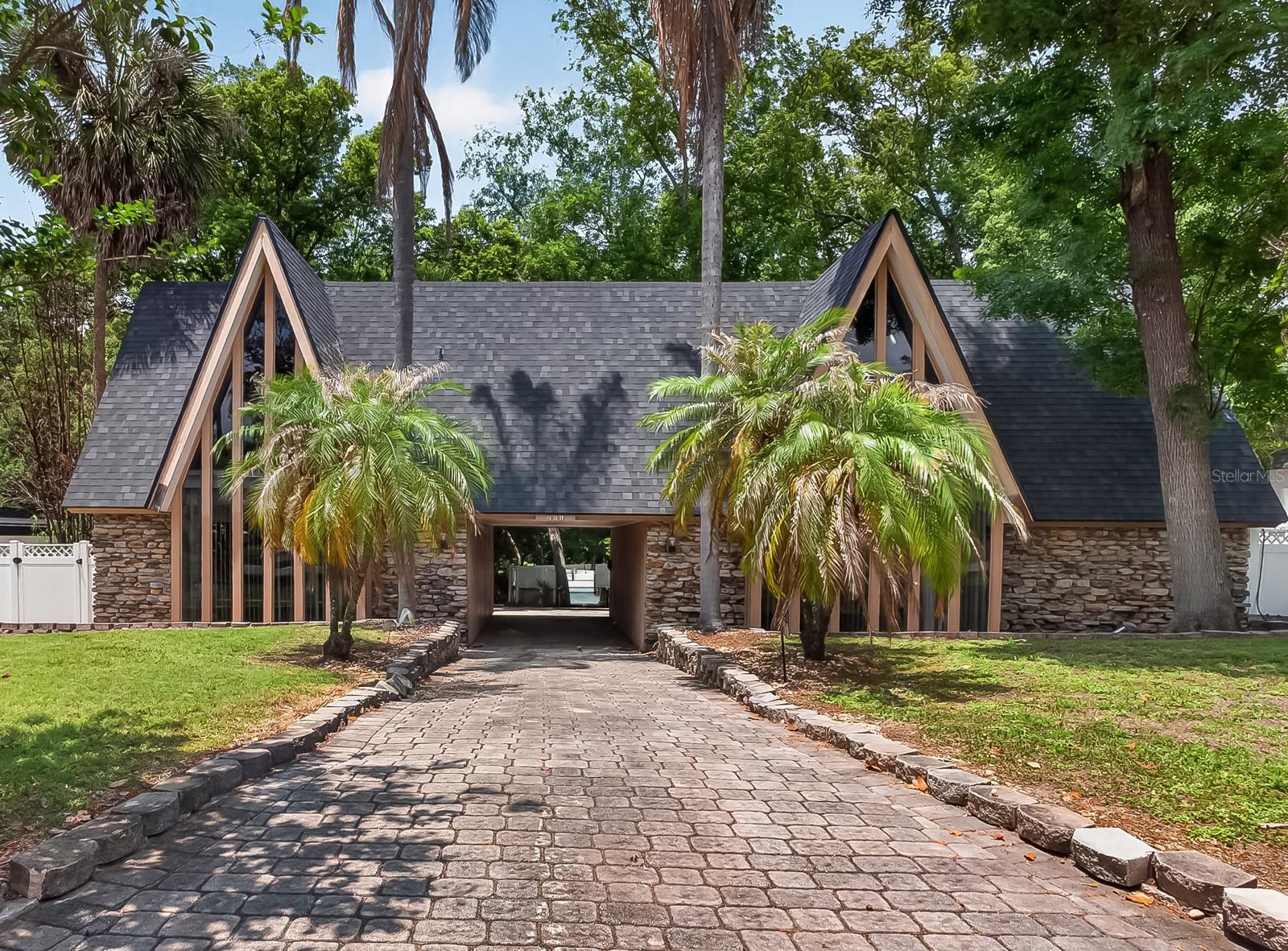 751 SEQUOIA, MAITLAND FL 32751 — MLS #MFRO6400821 | 5 Bed 4 Bath Home