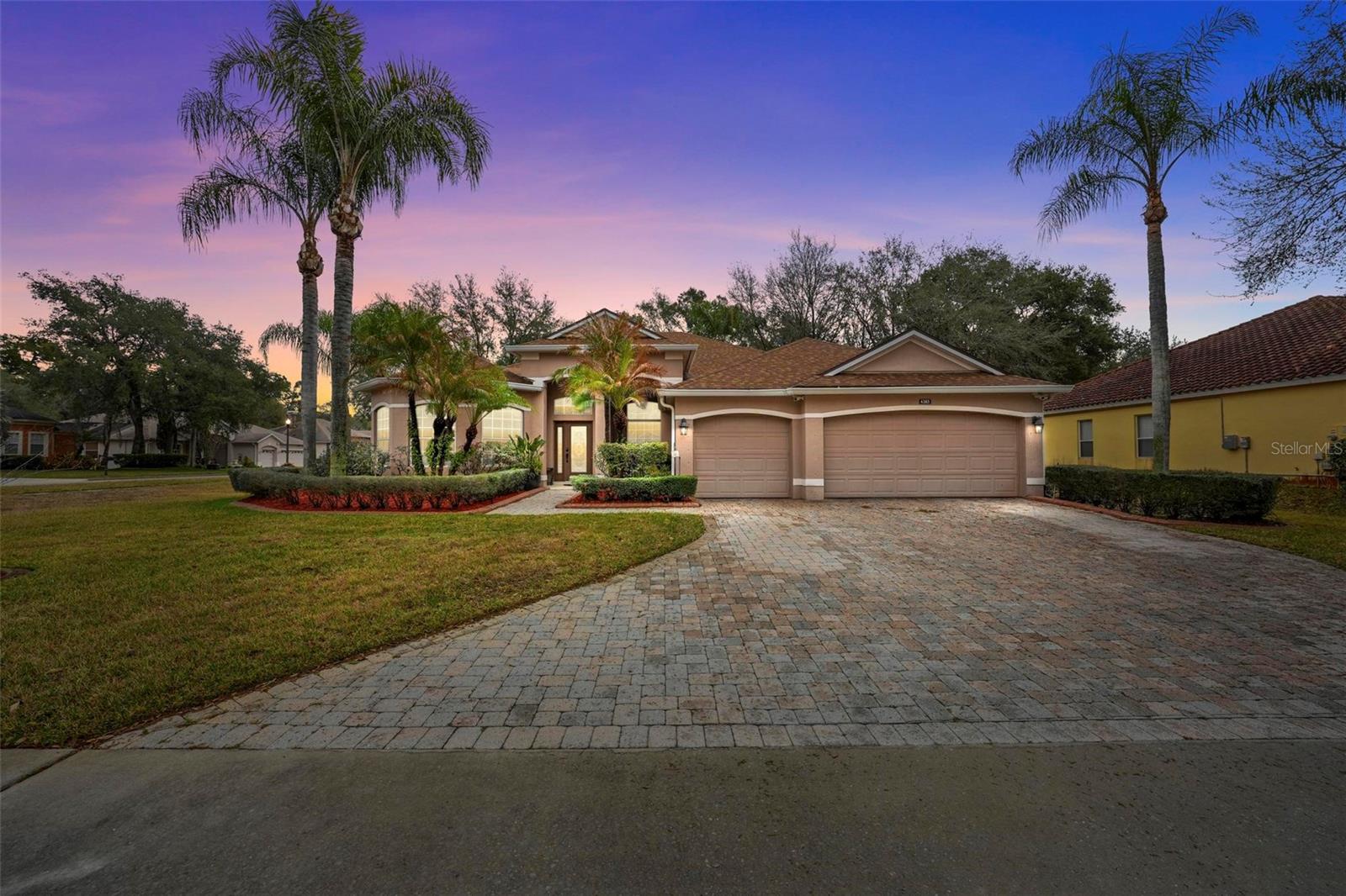 4385 SEA ROCK, APOPKA FL 32712 — MLS #MFRO6389761 | 5 Bed 4 Bath Home