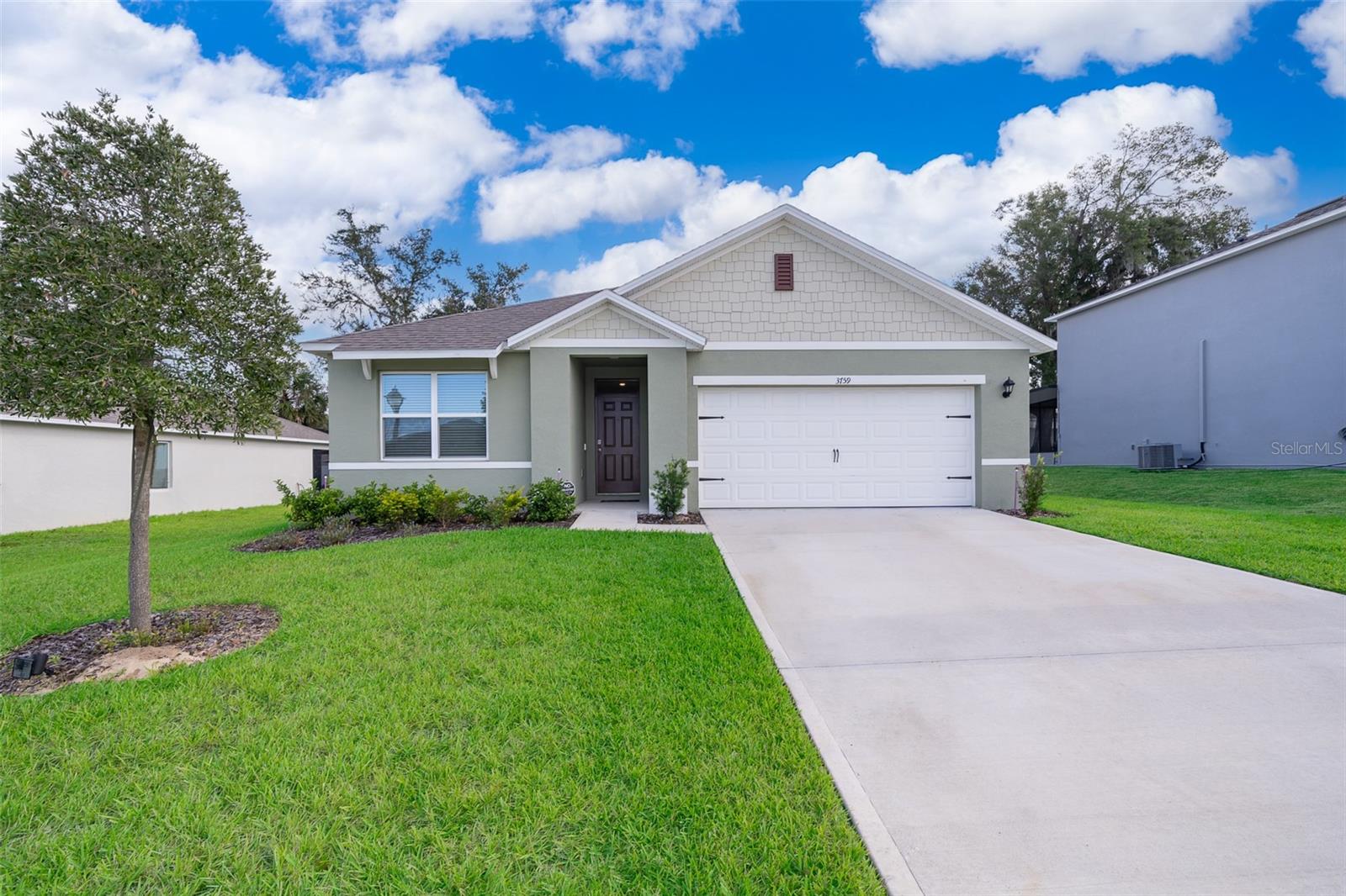 3759 RORY OAK, APOPKA FL 32703 — MLS #MFRO6404070 | 3 Bed 2 Bath Home