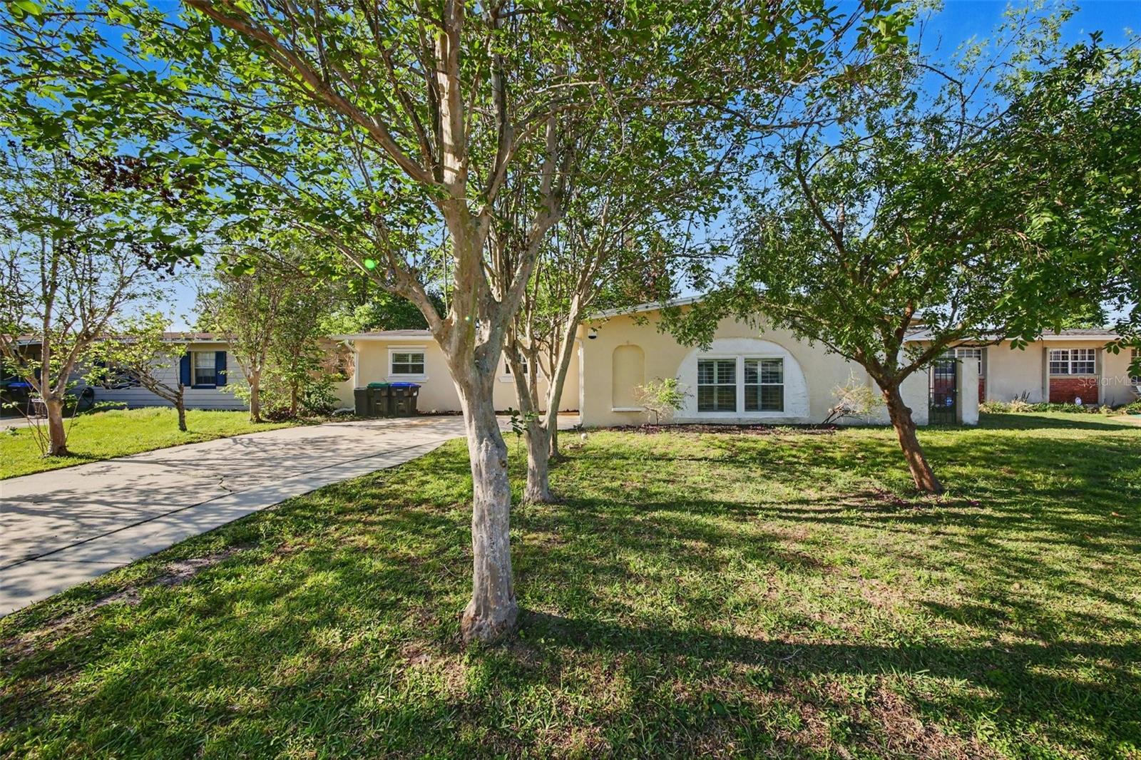 722 GALSWORTHY, ORLANDO FL 32809 — MLS #MFRO6399779 | 4 Bed 2 Bath Home