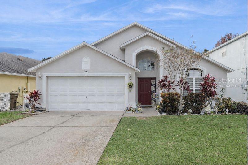 1019 LAKE BERKLEY, KISSIMMEE FL 34746 — MLS #MFRO6367556 | 5 Bed 3 Bath Home