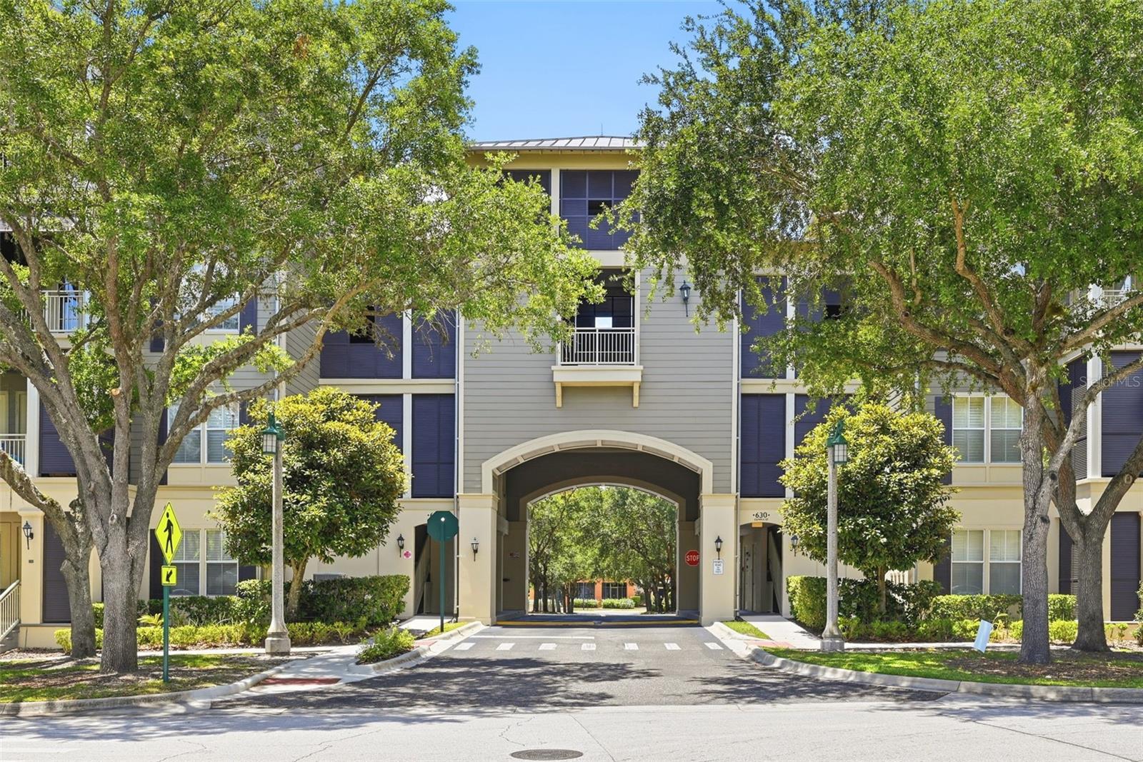 630 CAMPUS 305 — photo 2
