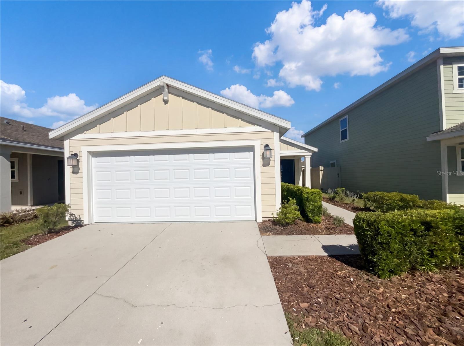 4322 SUNNY CREEK, KISSIMMEE FL 34746 — MLS #MFRO6400675 | 3 Bed 2 Bath Home