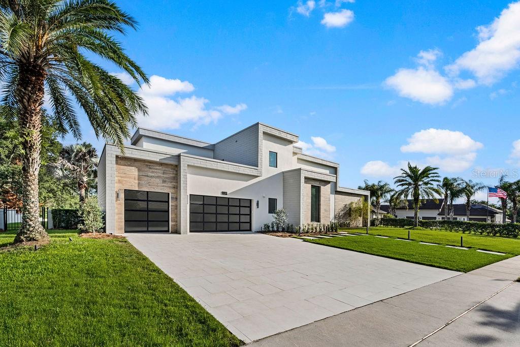 237 SAGECREST, OCOEE FL 34761 — MLS #MFRO6412401 | 4 Bed 5 Bath Home