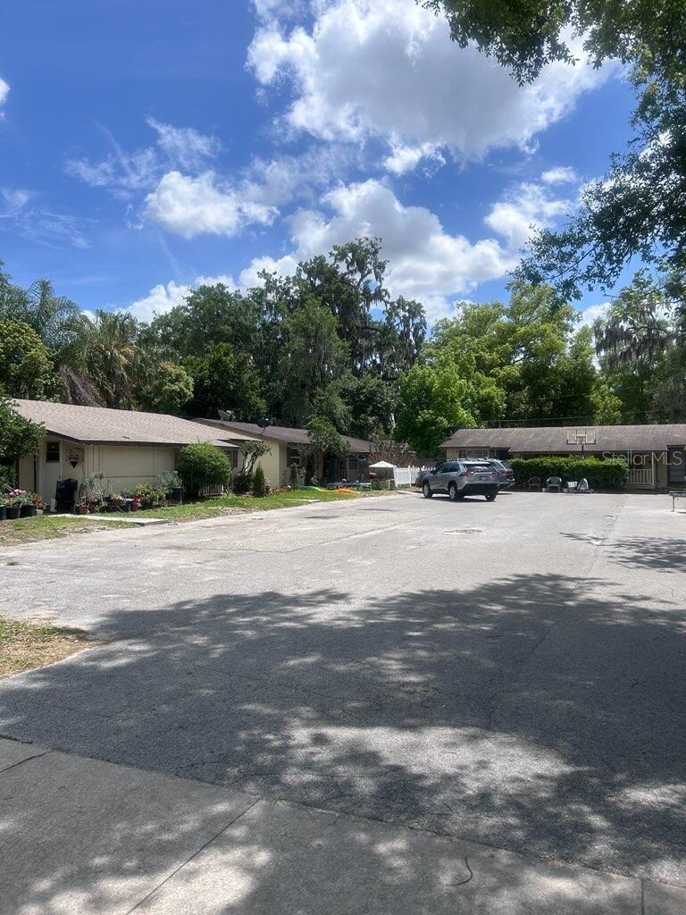 280 1ST, APOPKA FL 32703 — MLS #MFRO6399457 | 2 Bed 1 Bath Home