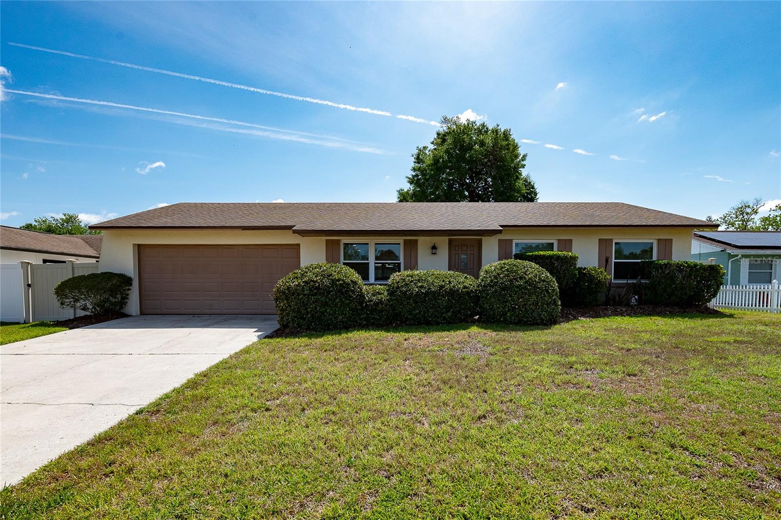 129 CORAL BELL, ORLANDO FL 32807 — MLS #MFRO6404295 | 3 Bed 2 Bath Home