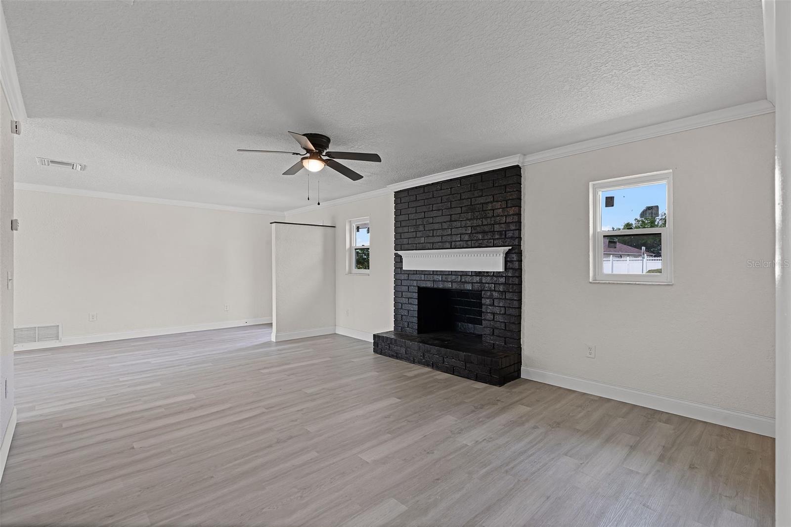 1483 MEADOWLARK — photo 12