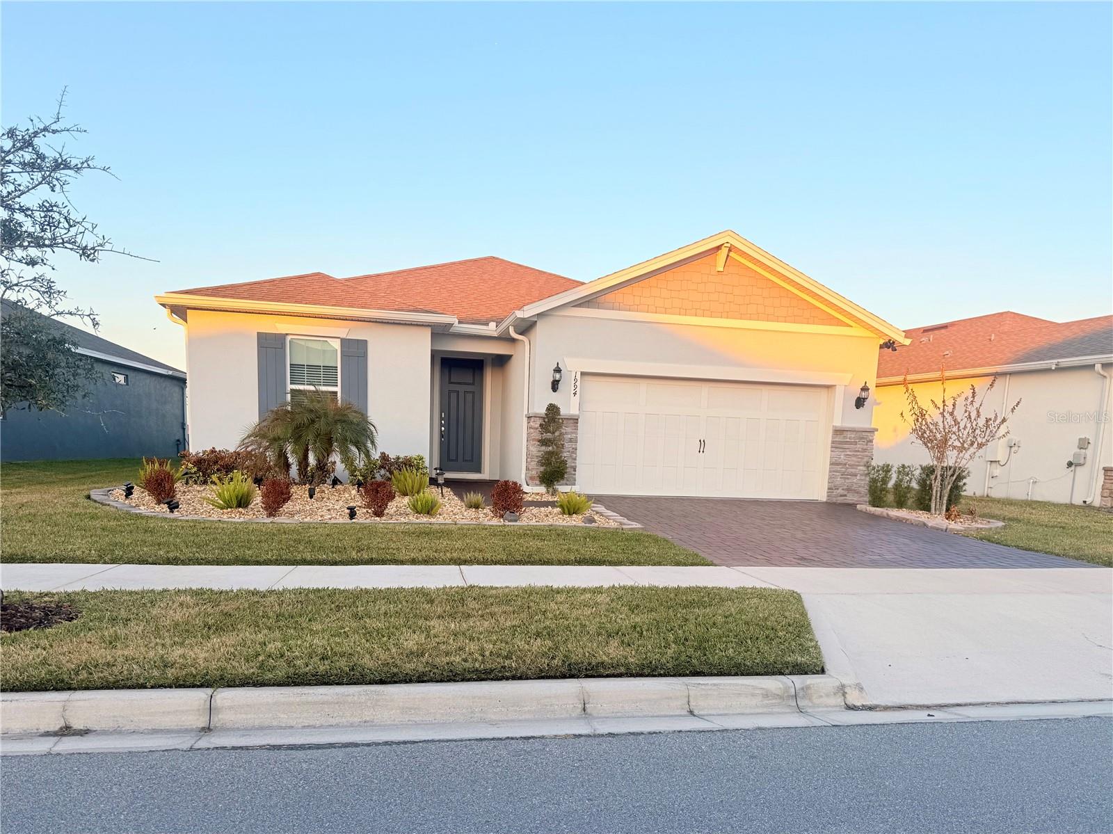 1994 SPRING SHOWER, KISSIMMEE FL 34744 — MLS #MFRS5144463 | 3 Bed 2 Bath Home