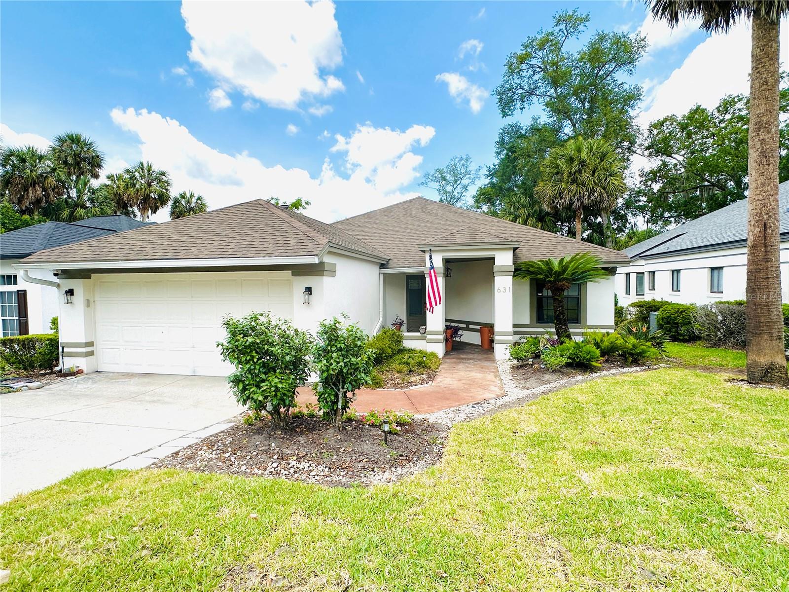 631 SAND LAKE, MOUNT DORA FL 32757 — MLS #MFRG5111931 | 4 Bed 2 Bath Home