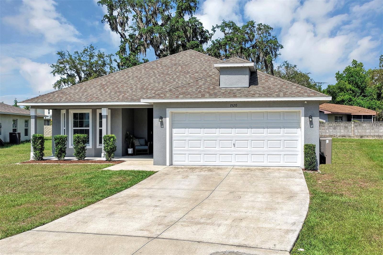 1520 BAYWOOD VILLAGE, MOUNT DORA FL 32757 — MLS #MFRV4949131 | 3 Bed 2 Bath Home