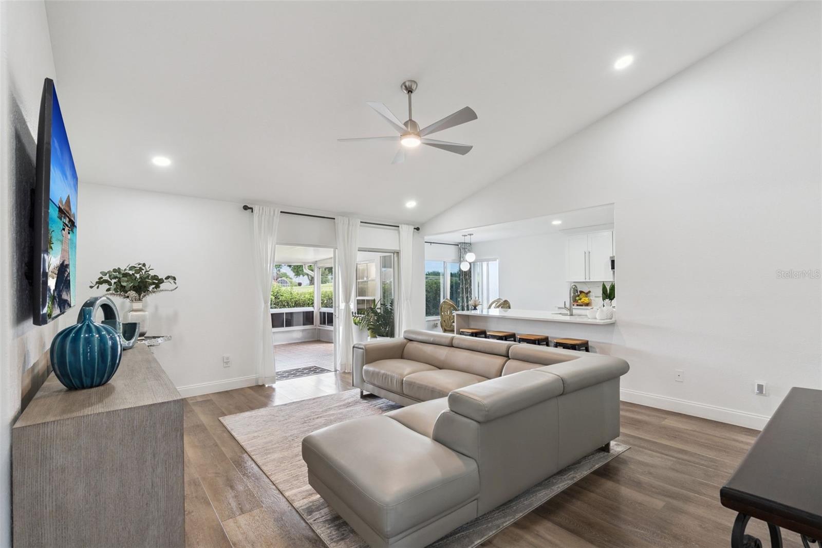 3925 WOODSFIELD — photo 12