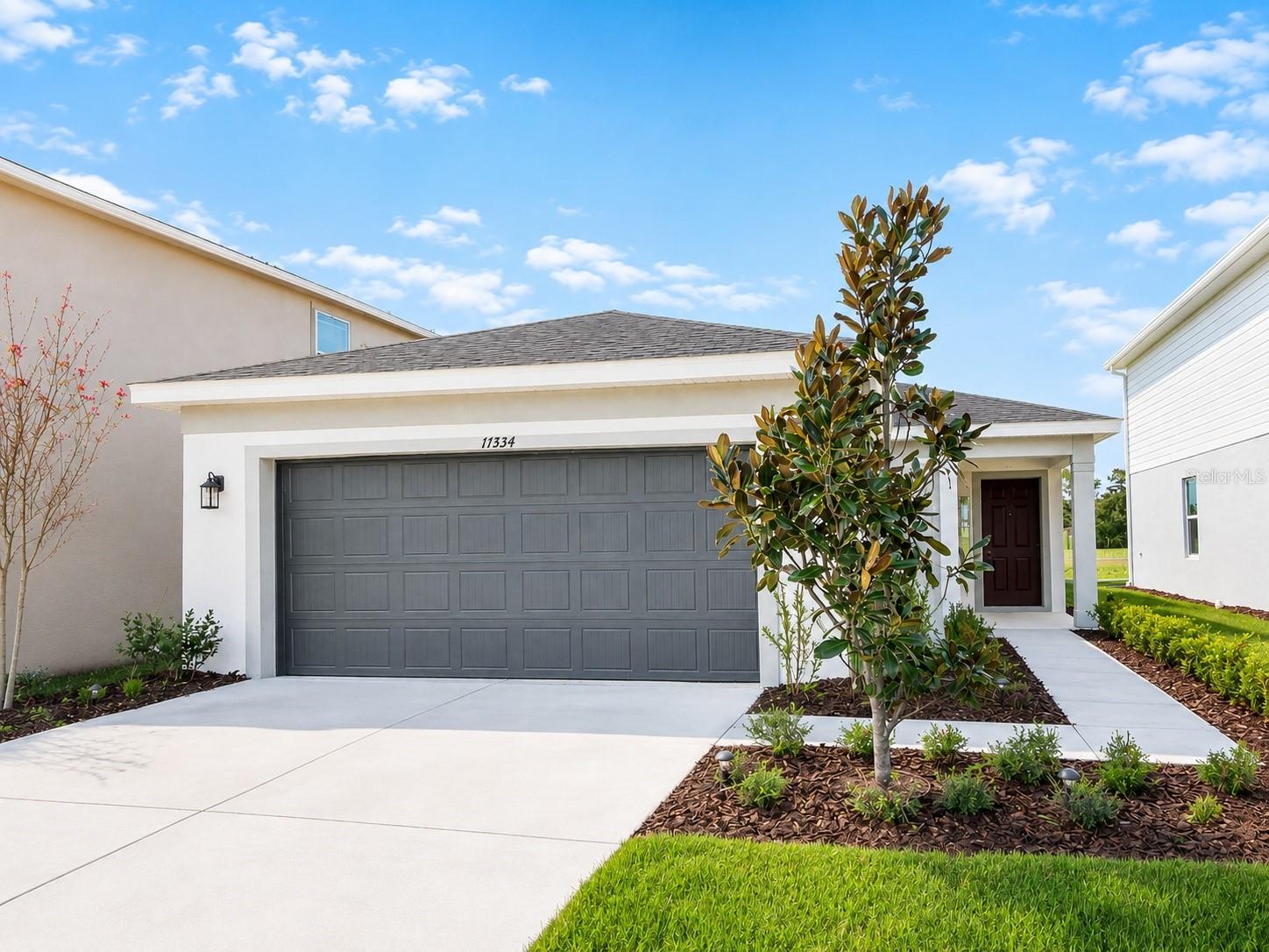 17434 MILLION LAKES, CLERMONT FL 34714 — MLS #MFRO6384125 | 3 Bed 2 Bath Home