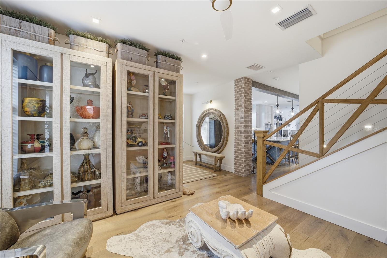 3803 ETHAN — photo 2