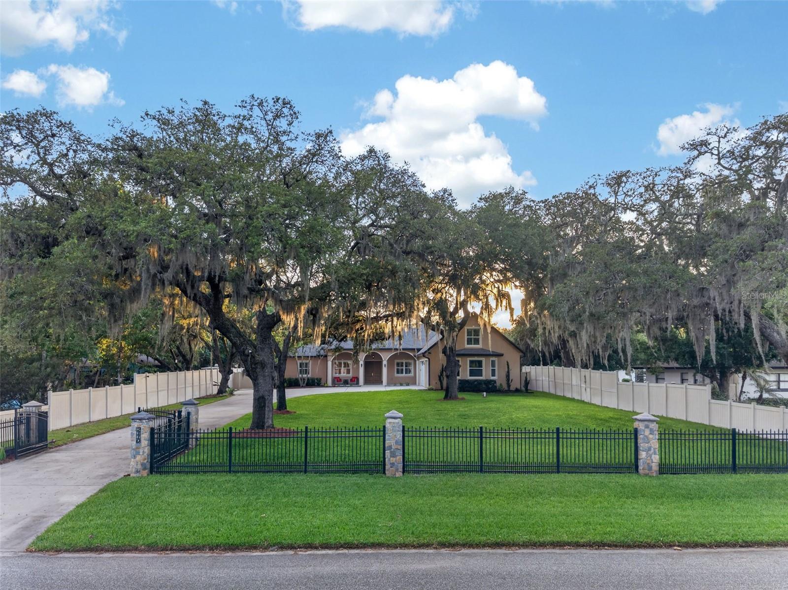 2110 CORBETT, ORLANDO FL 32826 — MLS #MFRO6404904 | 4 Bed 5 Bath Home