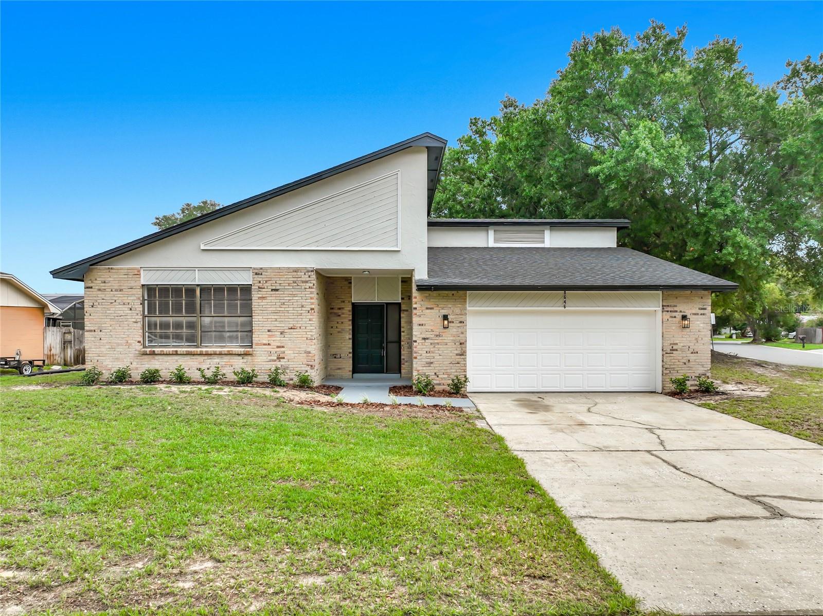 8646 PARK HIGHLAND, ORLANDO FL 32818 — MLS #MFRO6414241 | 3 Bed 2 Bath Home