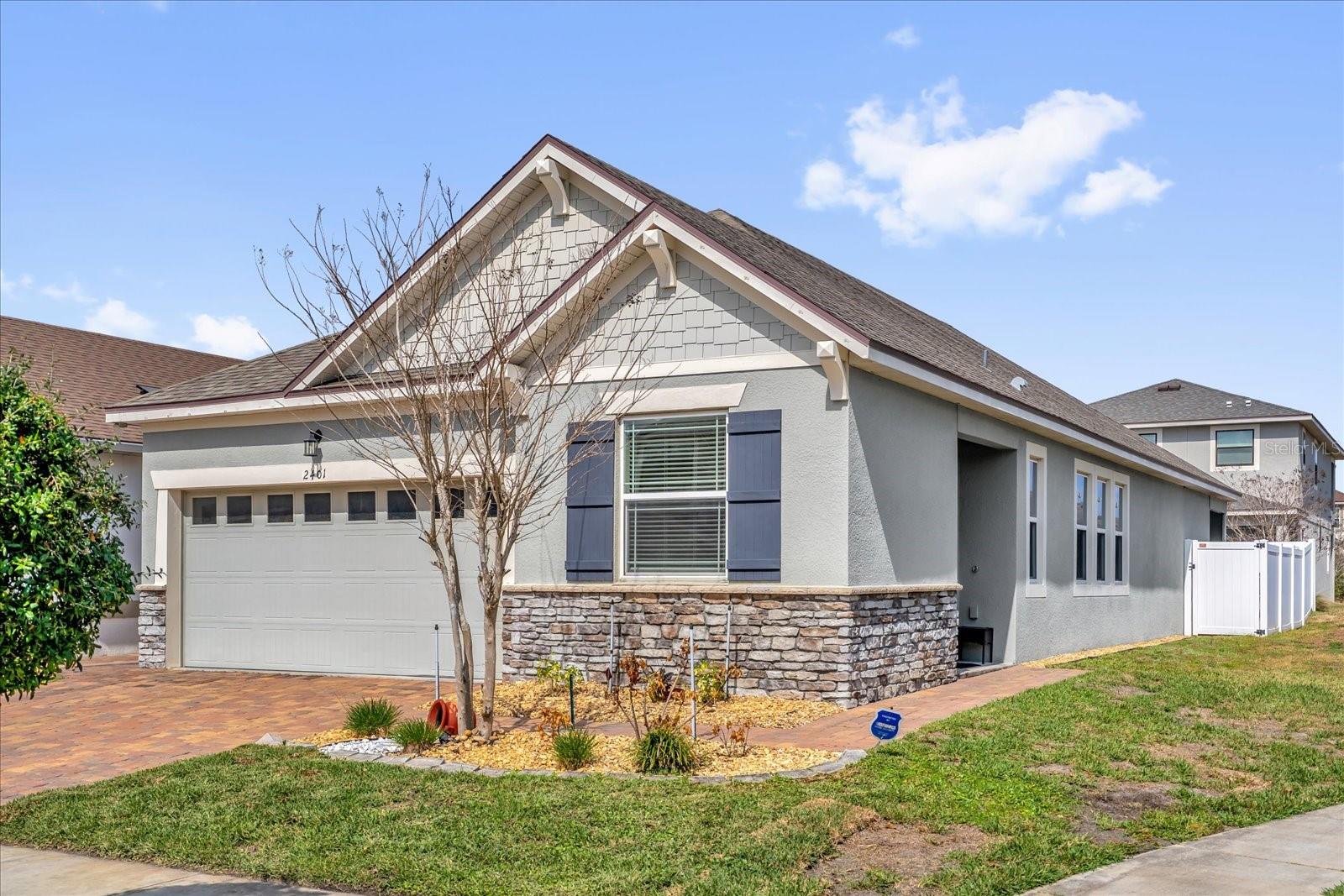 2401 AVIAN, KISSIMMEE FL 34741 — MLS #MFRO6384300 | 3 Bed 2 Bath Home