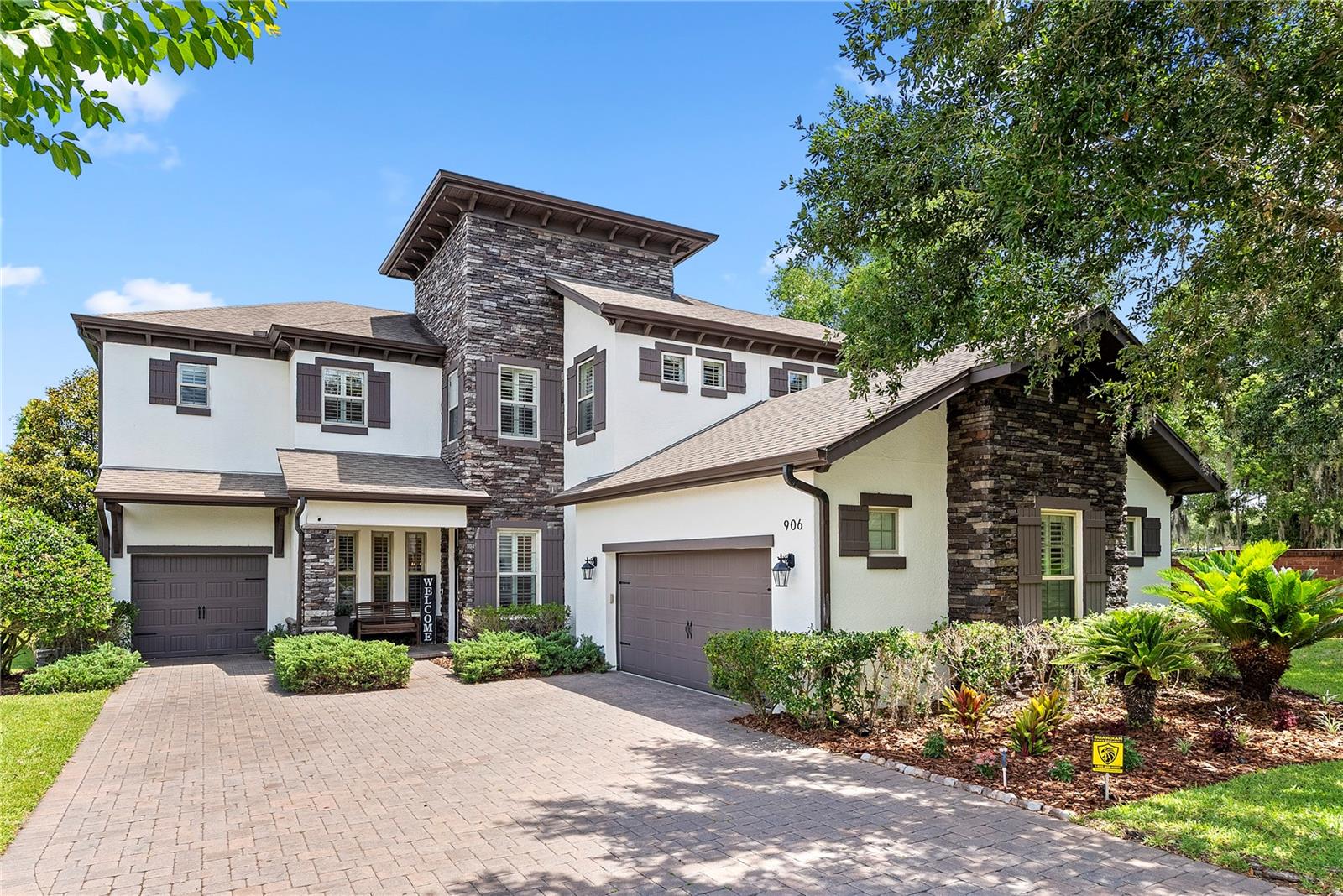 906 SHERBOURNE, LAKE MARY FL 32746 — MLS #MFRO6410361 | 5 Bed 4 Bath Home