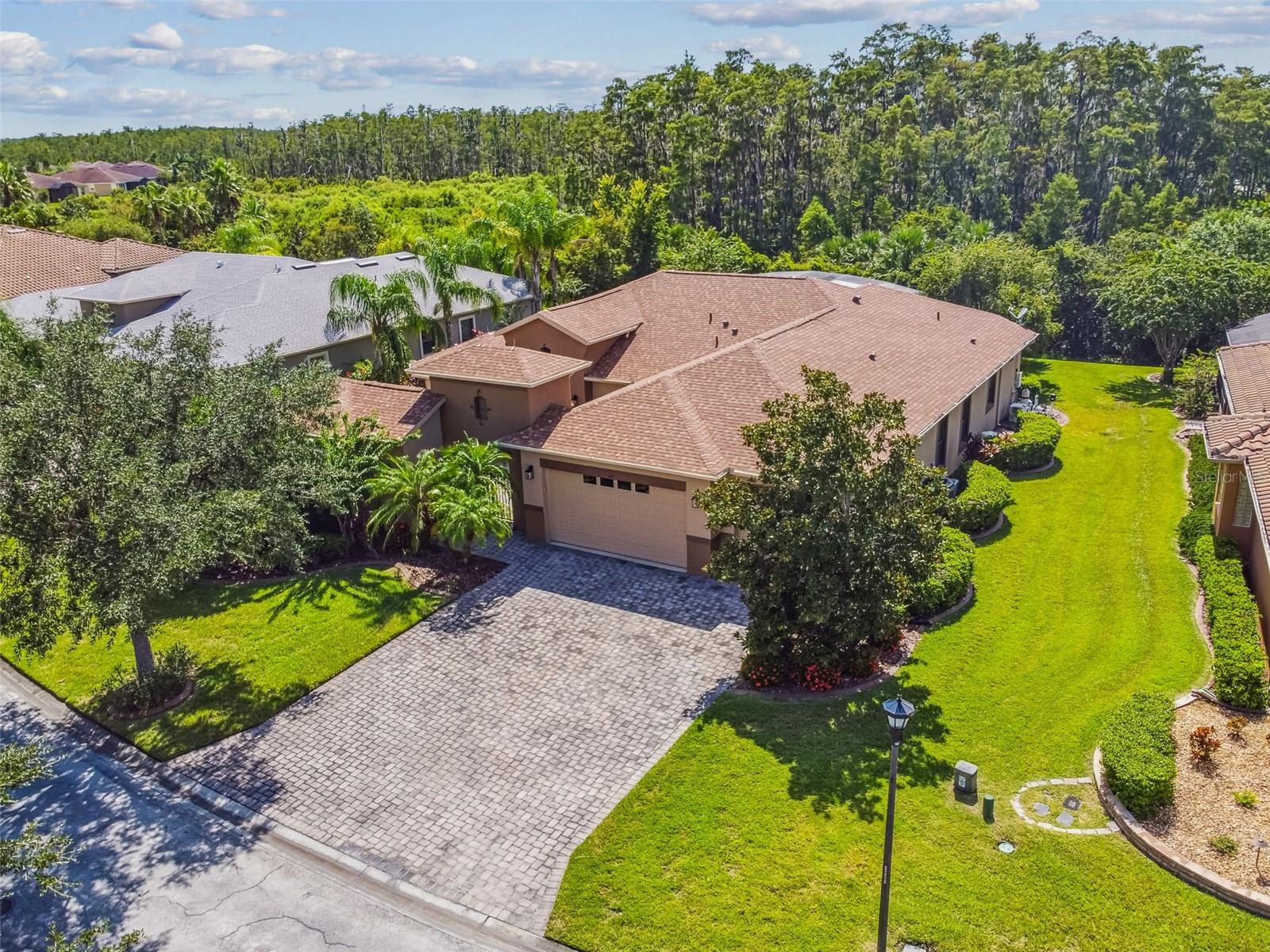 141 LEMON GROVE, KISSIMMEE FL 34759 — MLS #MFRS5132413 | 4 Bed 5 Bath Home