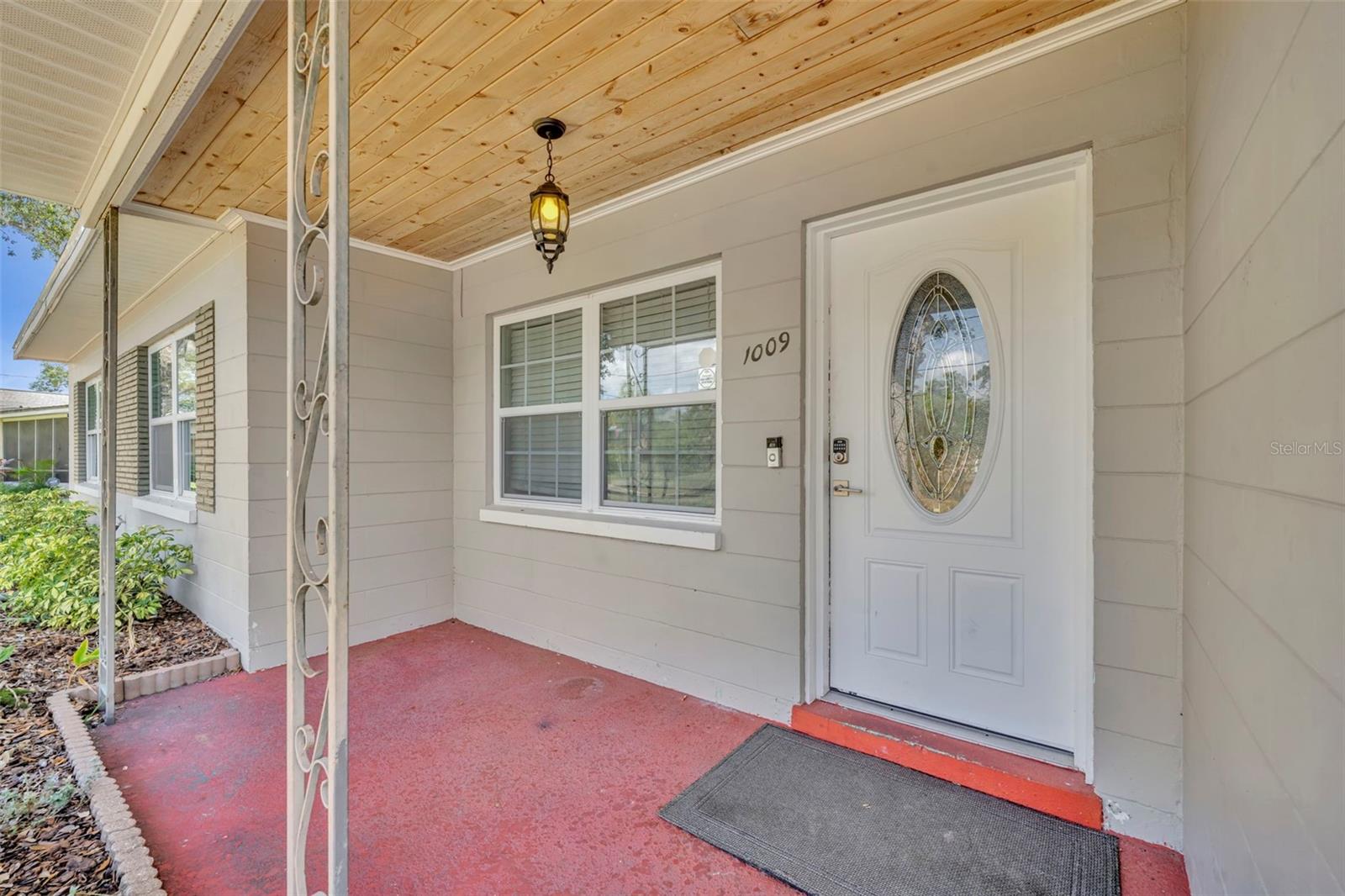 1009 LAKE BELL — photo 2