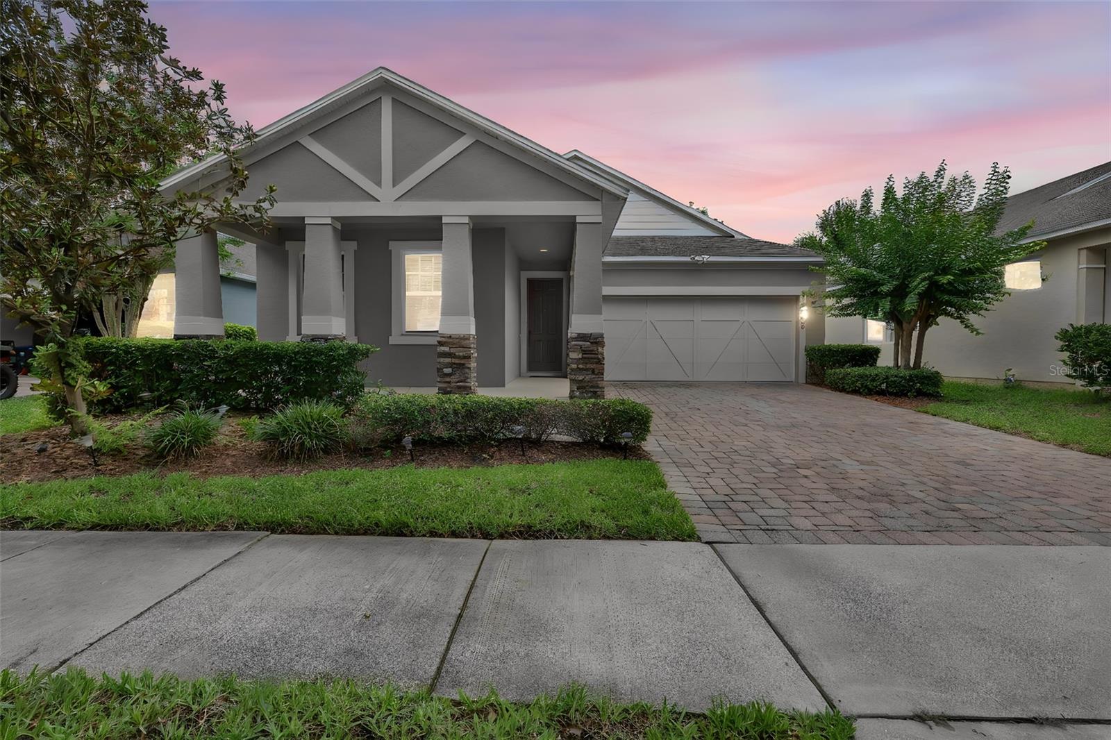 12826 WOODMERE CLOSE DR, WINDERMERE FL 34786 — MLS #MFRO6412588 | 4 Bed 3 Bath Home