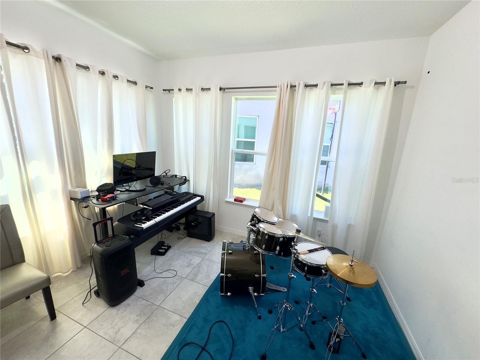 3436 STONEWYCK ST — photo 27