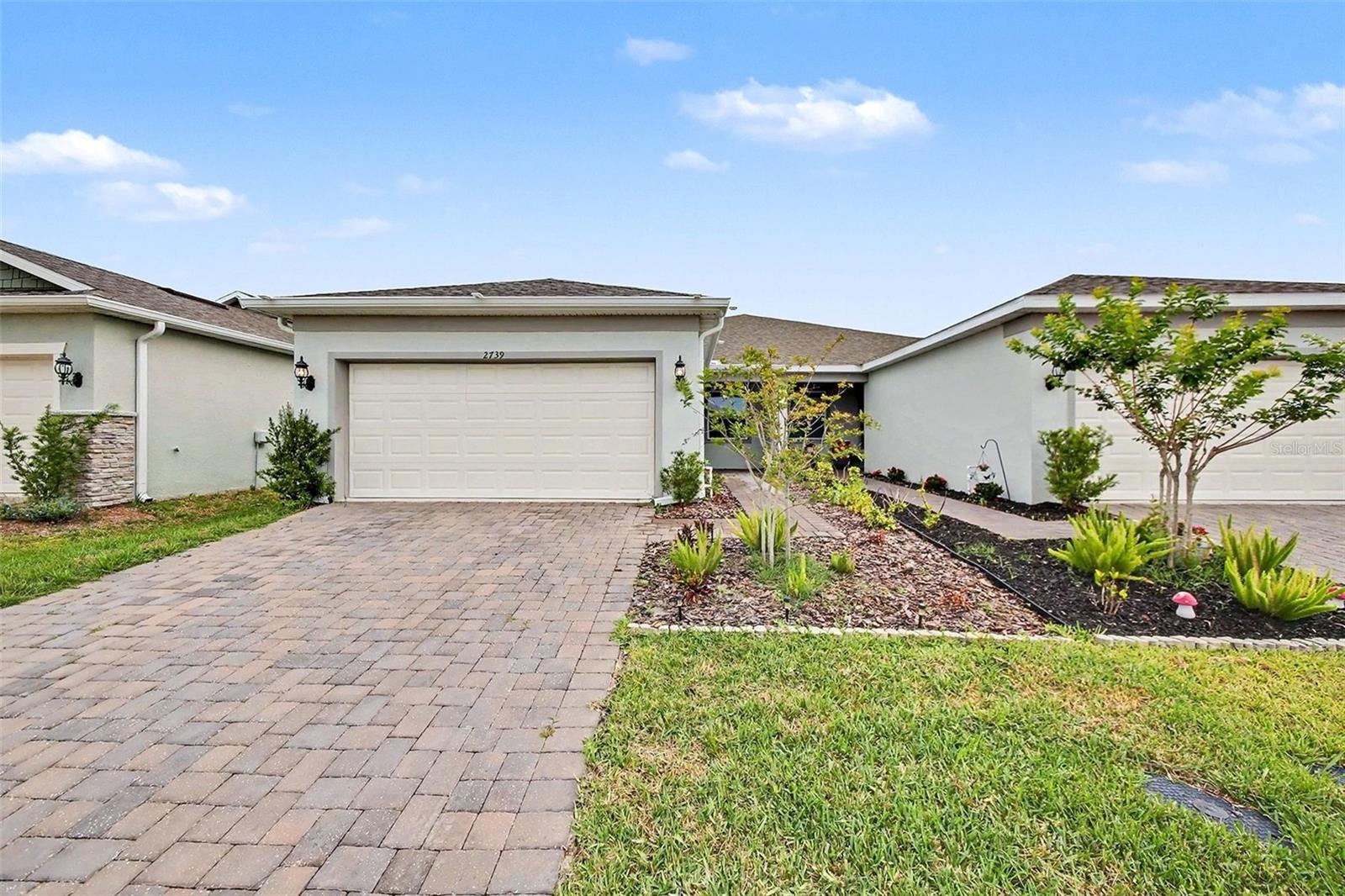 2739 SUMMER RETREAT, KISSIMMEE FL 34744 — MLS #MFRO6412964 | 3 Bed 2 Bath Home