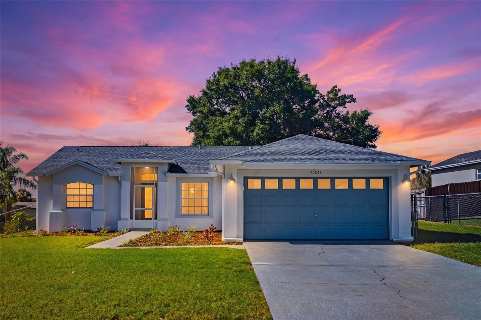 15816 OAKLAND, CLERMONT FL 34711 — MLS #MFRO6401997 | 3 Bed 2 Bath Home