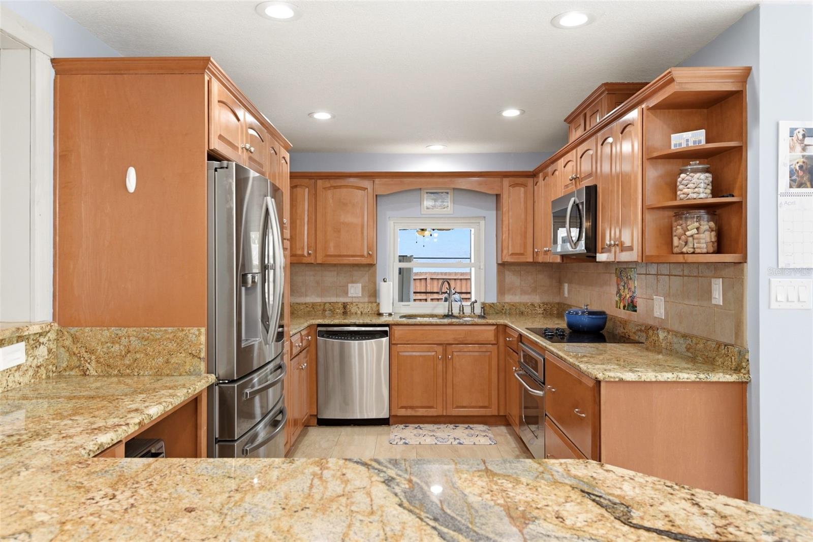 7432 SPARKLING LAKE RD — photo 12