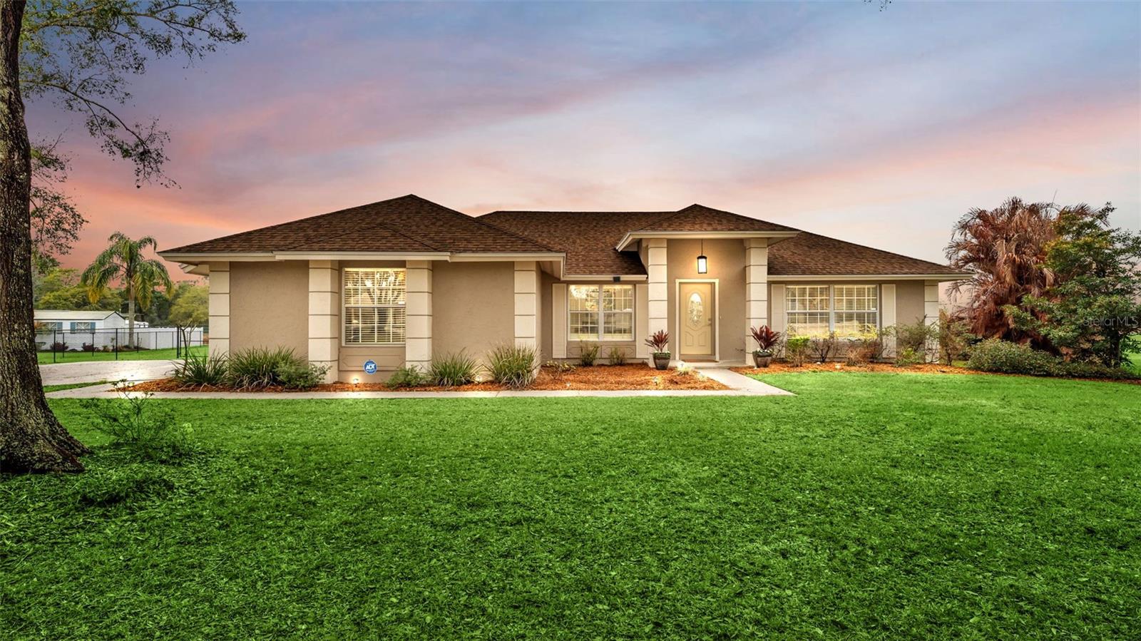 7729 LAKE ANDREA, MOUNT DORA FL 32757 — MLS #MFRL4959749 | 3 Bed 2 Bath Home