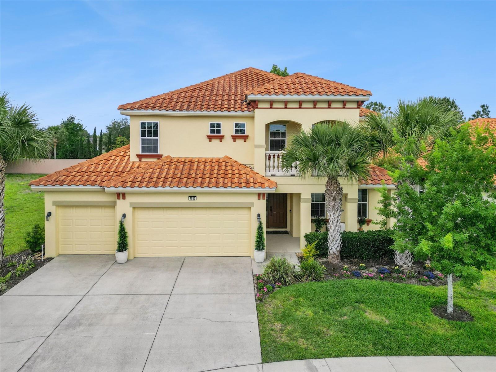 4023 OAKRISE, DAVENPORT FL 33837 — MLS #MFRO6399882 | 6 Bed 5 Bath Home