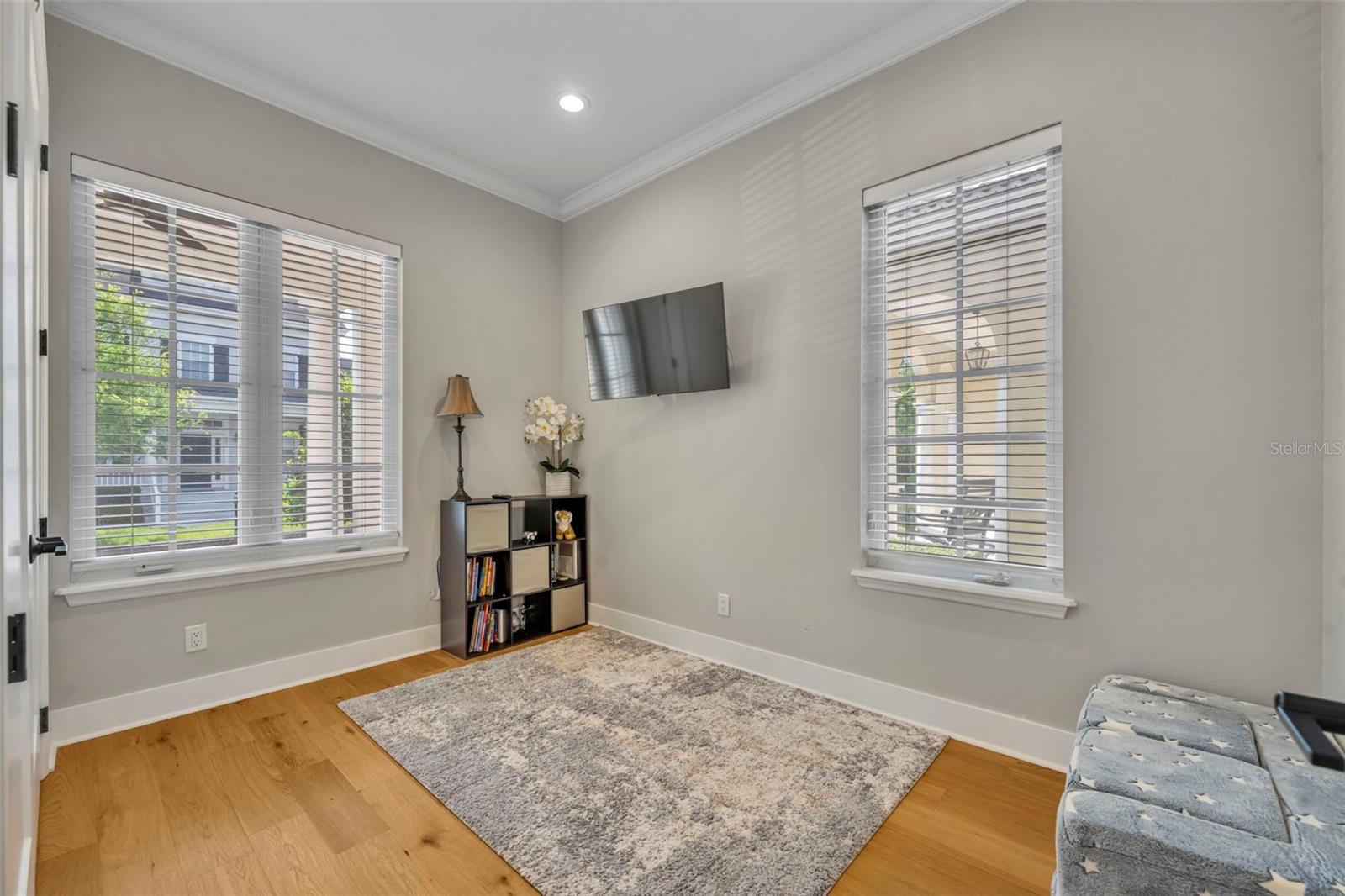 2074 SHAW — photo 12