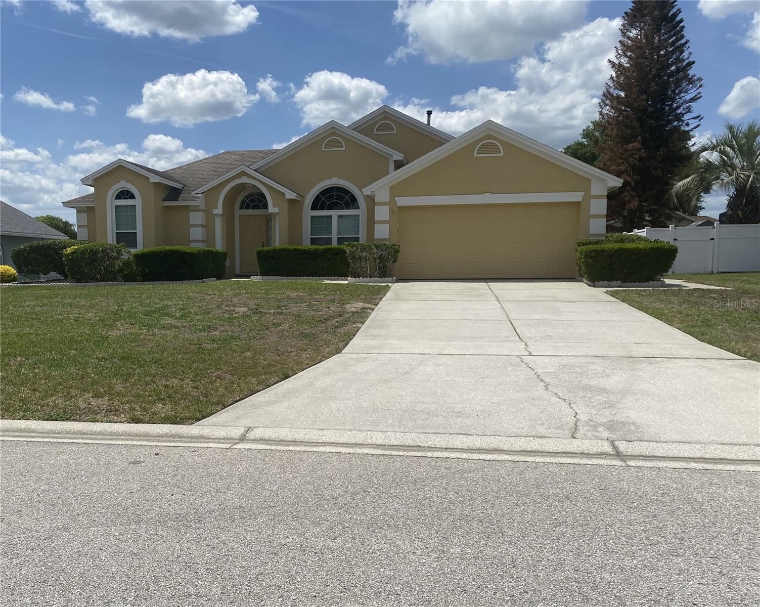 110 VIA DEL SOL, DAVENPORT FL 33896 — MLS #MFRO6403897 | 3 Bed 2 Bath Home