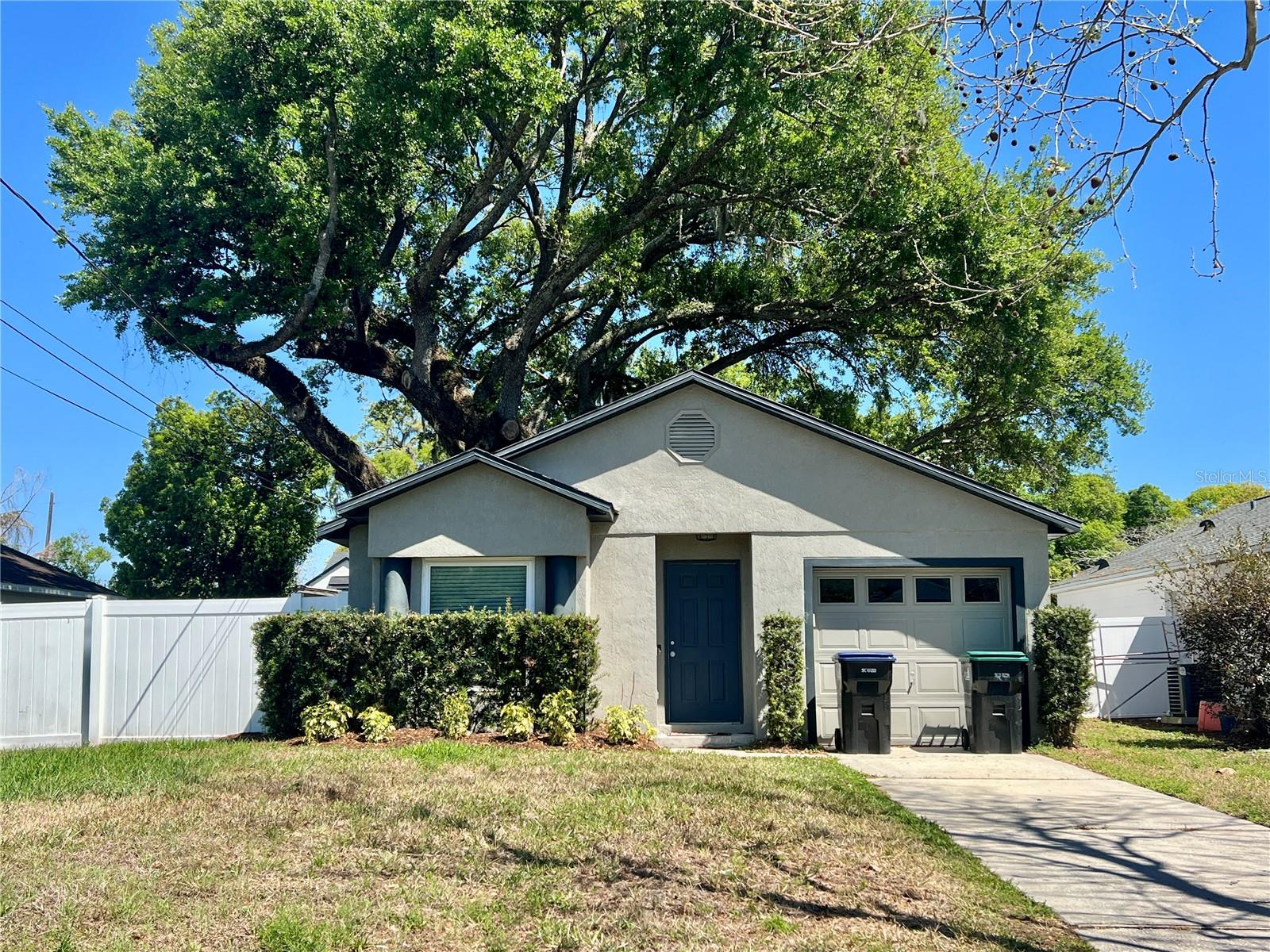 1701 BUMBY, ORLANDO FL 32806 — MLS #MFRO6392860 | 3 Bed 2 Bath Home