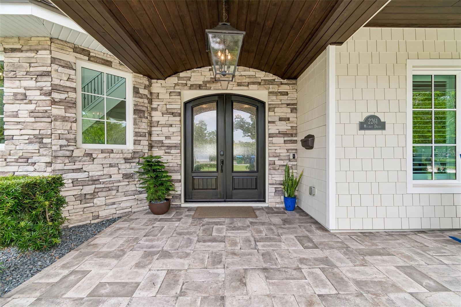 2261 MULBRY DRIVE — photo 2